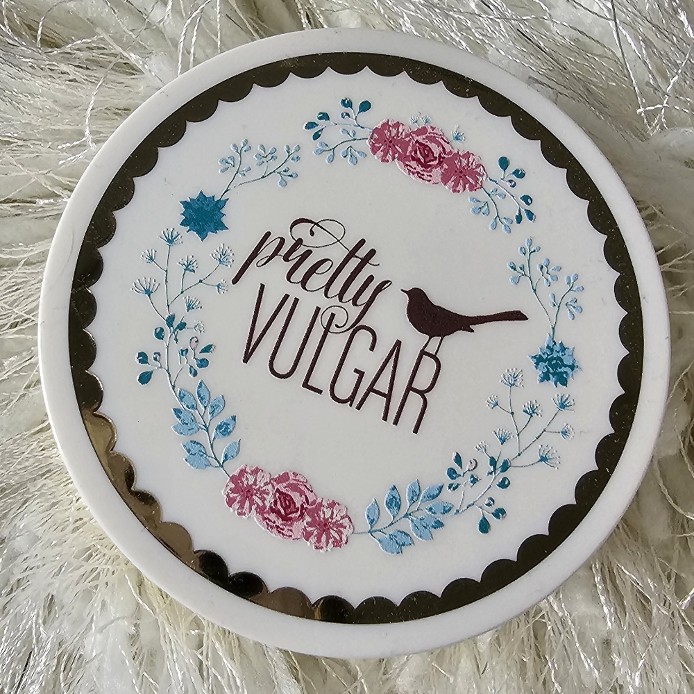 Pretty Vulgar Matte About It loose setting powder